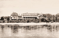 Bay Voyage Hotel